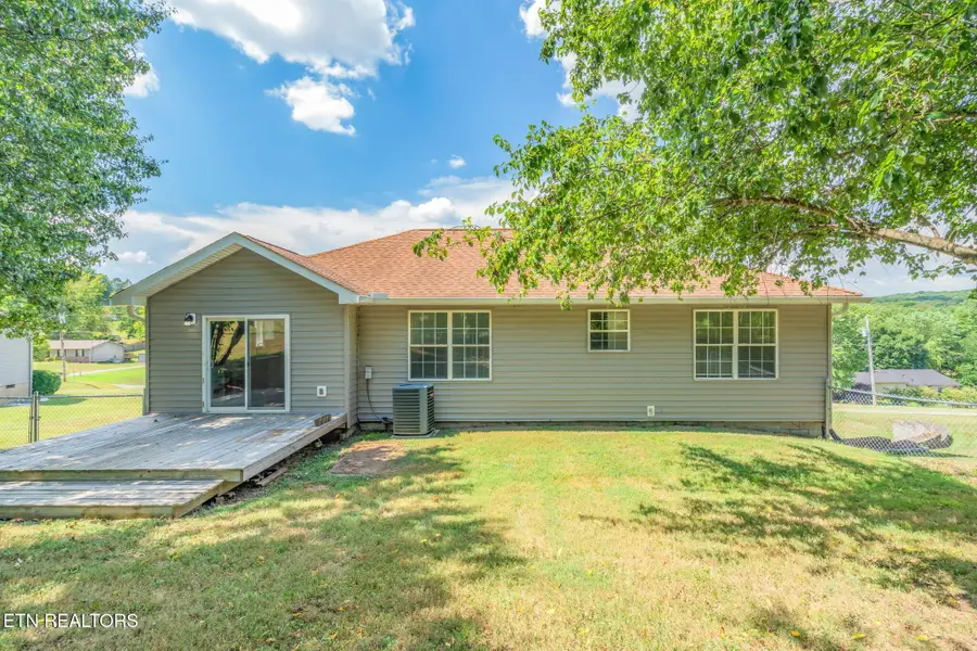 8404 Old Midway Rd, Lenoir City, TN 37772 - #2