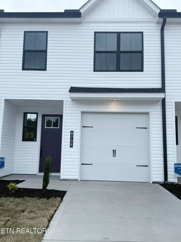 8708 Chapman Trace Way, Knoxville, TN 37920