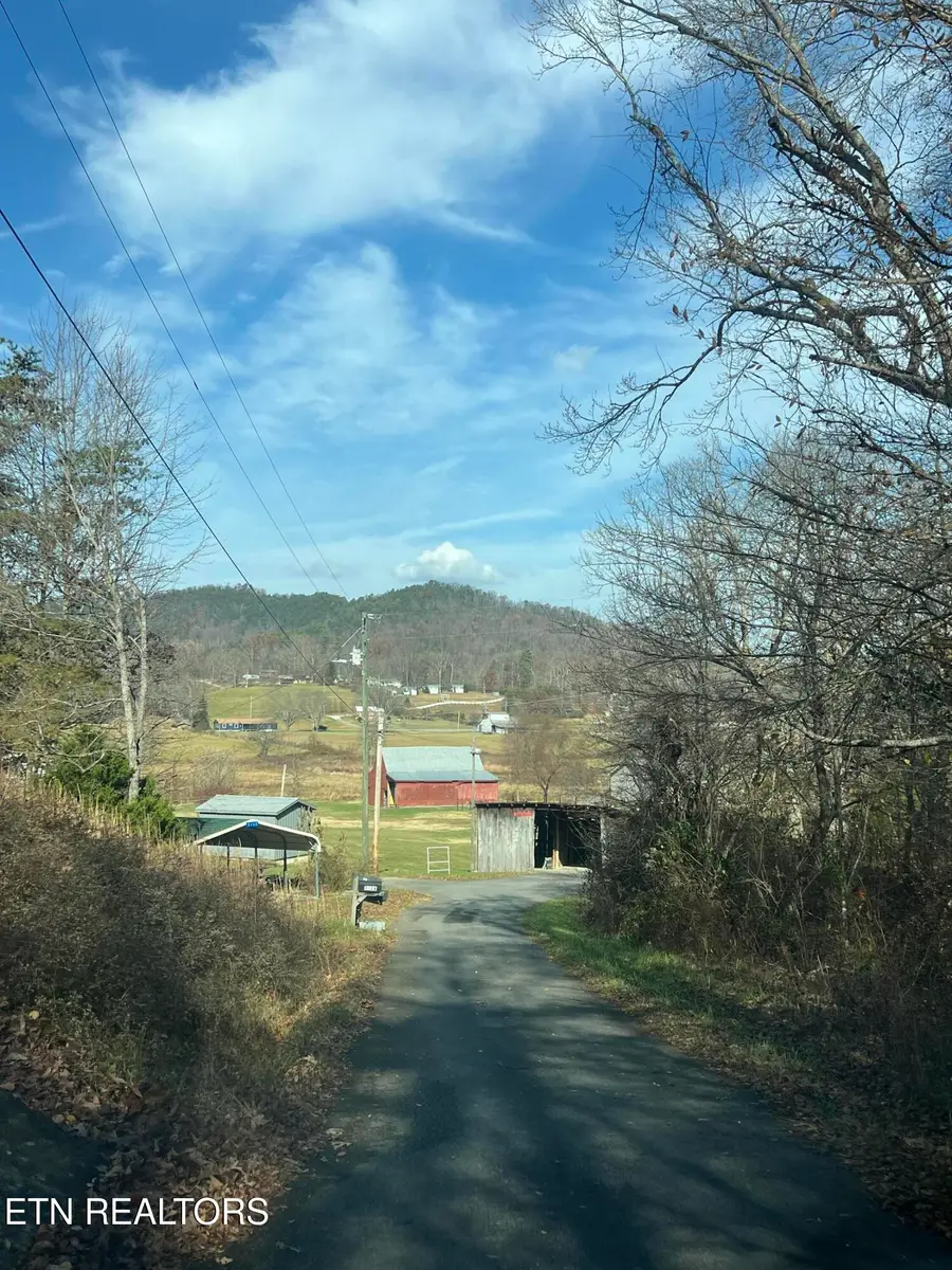 3130-3132 Westover Drive, Sevierville, TN 37862 - #3