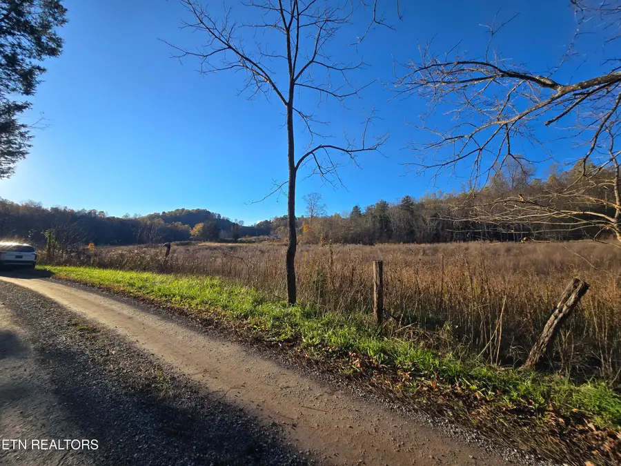 Haley Rd, Ewing, VA 24248 - #2