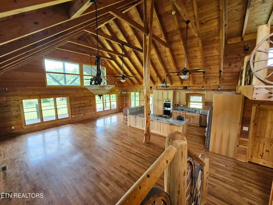 296 Mcclellen Rd, Madisonville, TN 37354 - #2