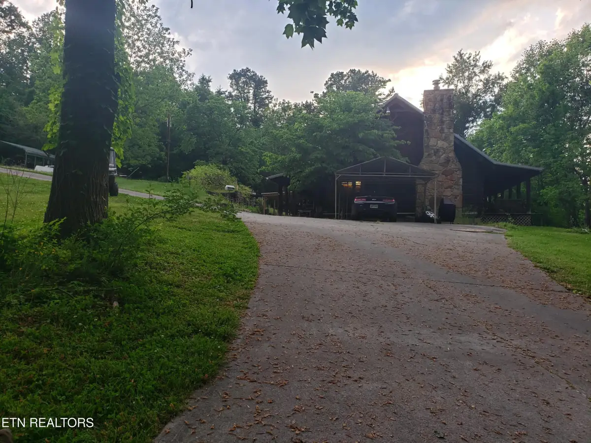 2143 Everett Rd, Knoxville, TN 37932 - #1