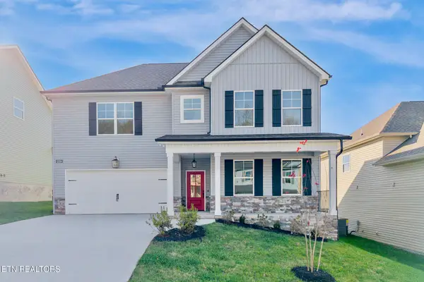 1209 Madison Oaks Rd, Knoxville, TN 37924