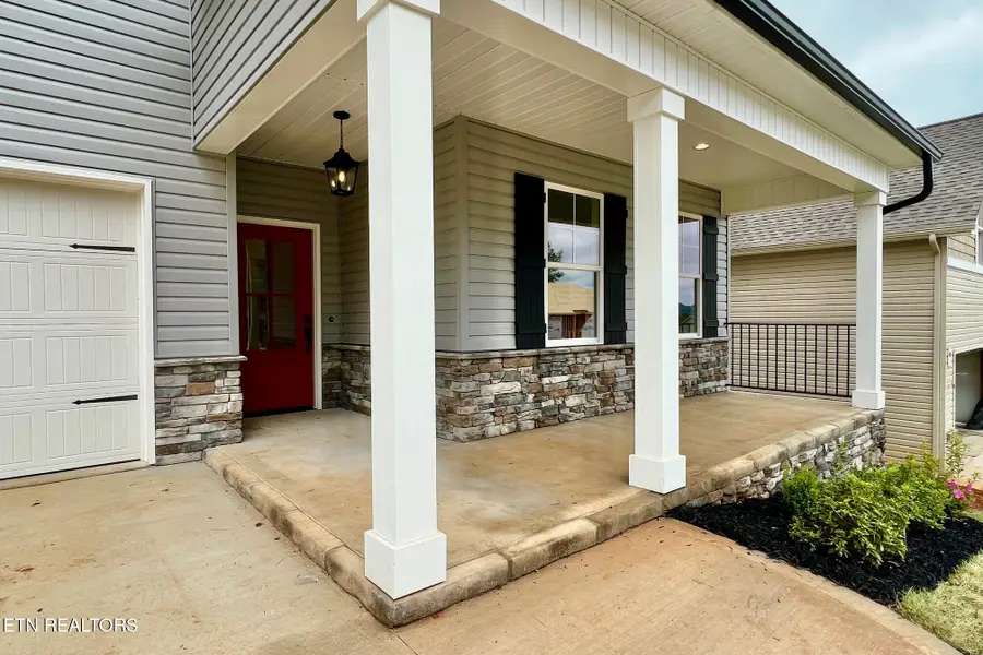 1209 Madison Oaks Rd, Knoxville, TN 37924 - #2