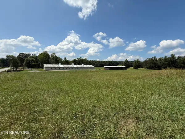 14300 Northshore Drive, Lenoir City, TN 37772