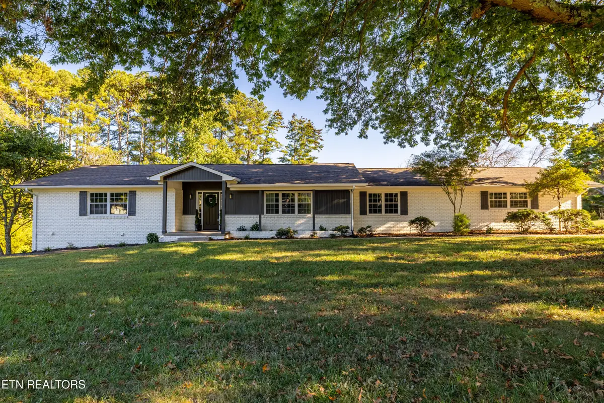 2000 Eastwood Drive, Maryville, TN 37803 - #1