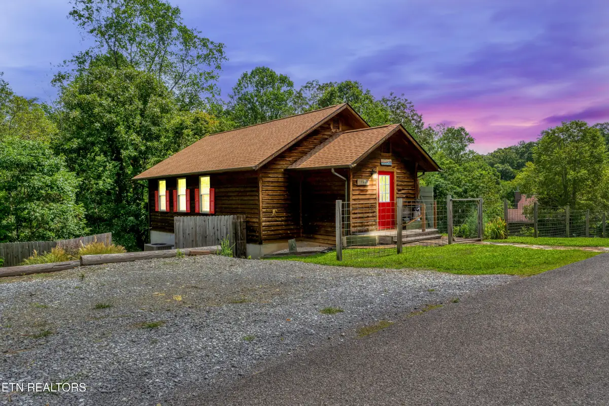 1148 Laurel Rd, Townsend, TN 37882 - #1