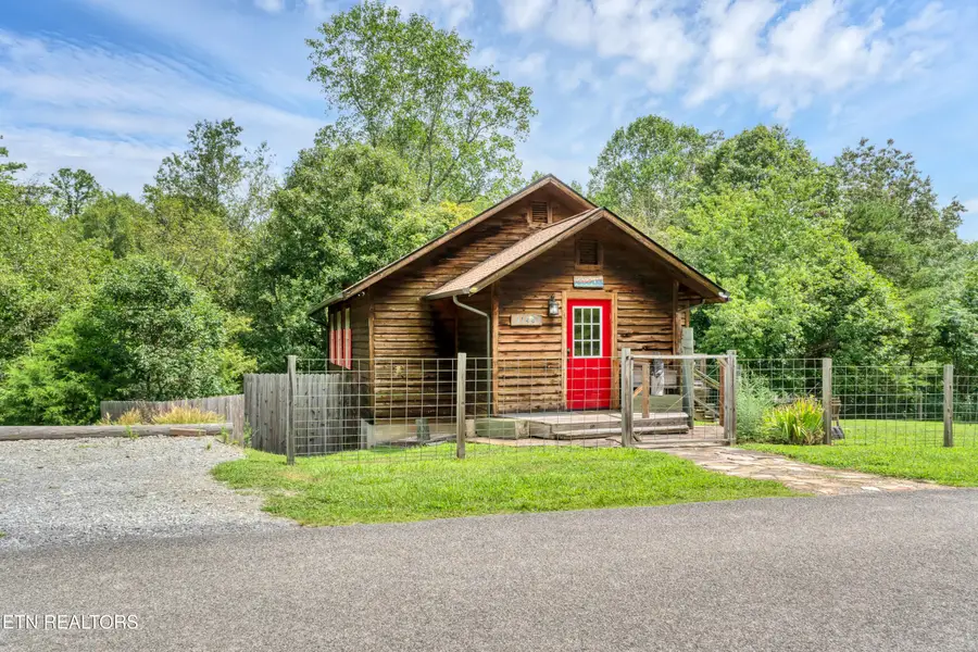 1148 Laurel Rd, Townsend, TN 37882 - #2