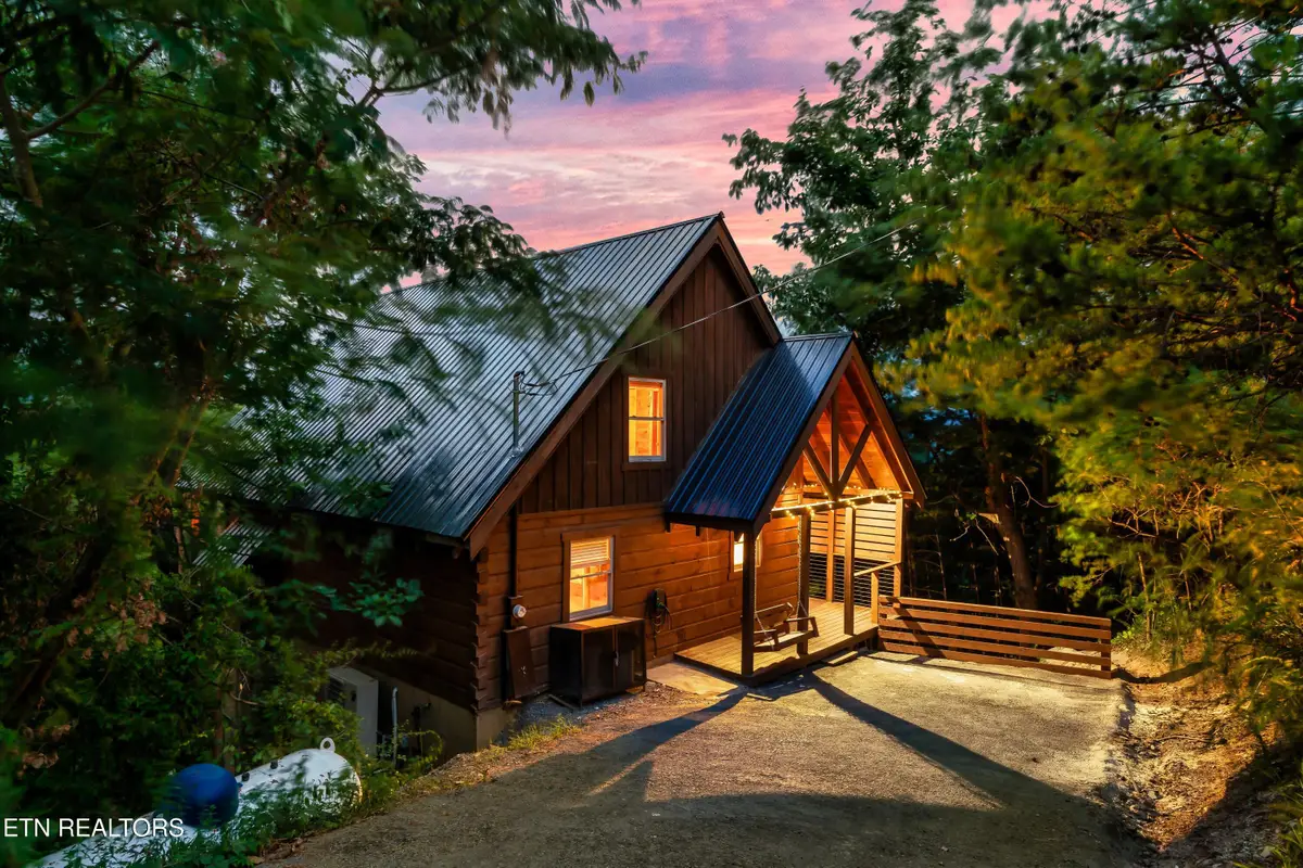 932 Falcon View Way, Sevierville, TN 37862 - #1