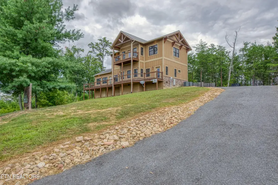 2003 Crown Point Lane, Sevierville, TN 37862 - #2