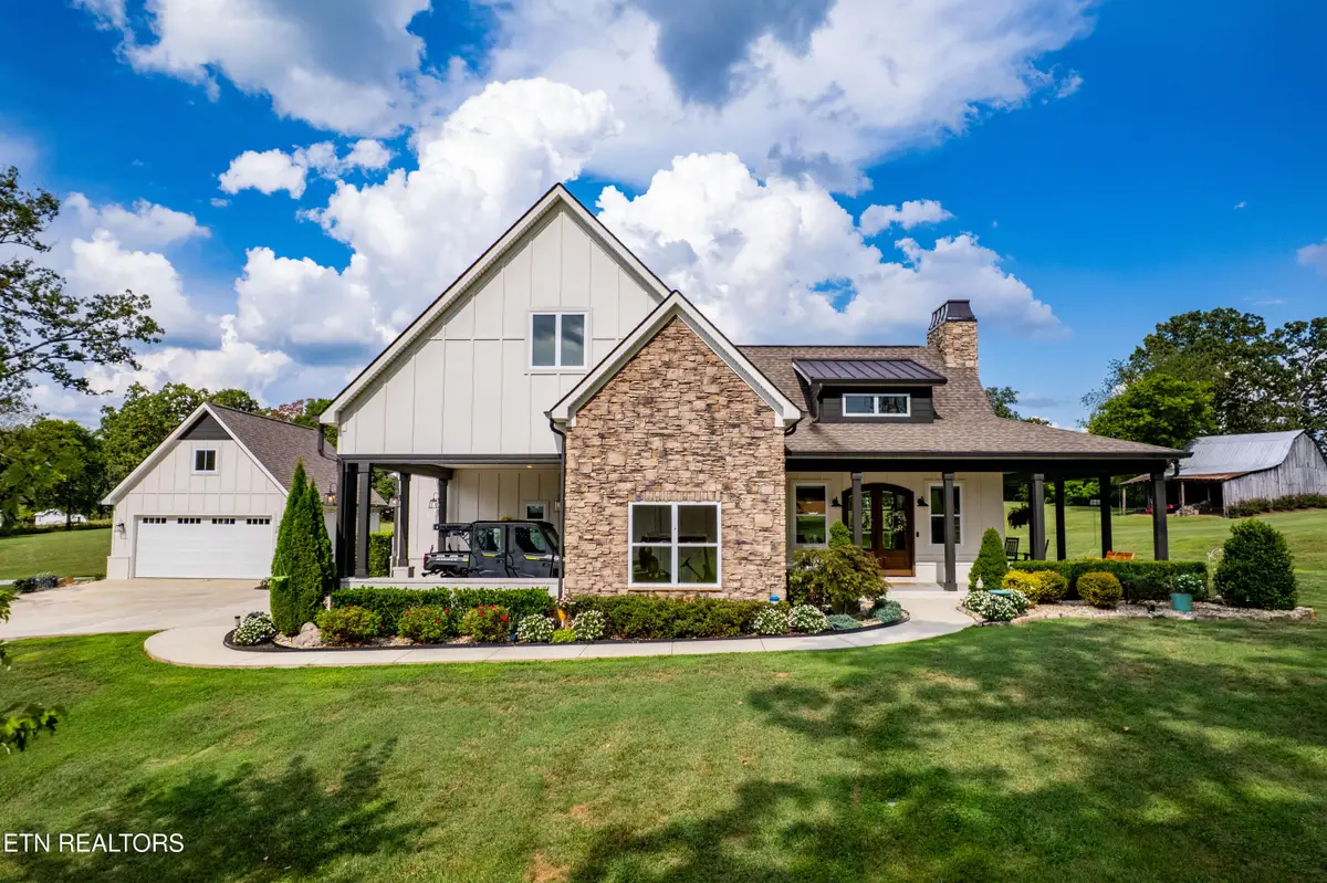 306 Coulter Rd, Maryville, TN 37804 - #1