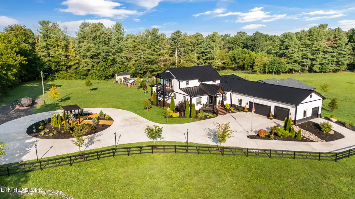 3358 Plateau Rd, Crossville, TN 38571 - #1