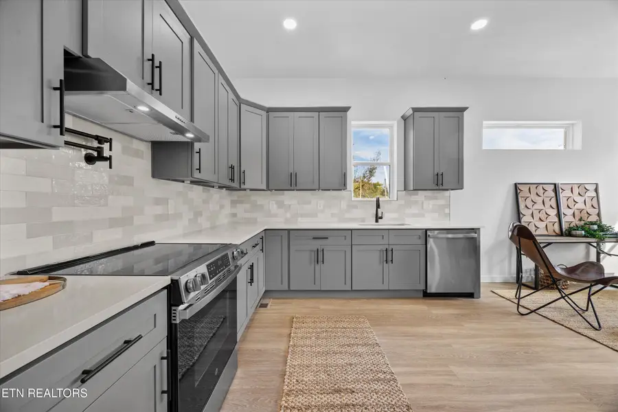 1429 Nolan Ave, Knoxville, TN 37921 - #3