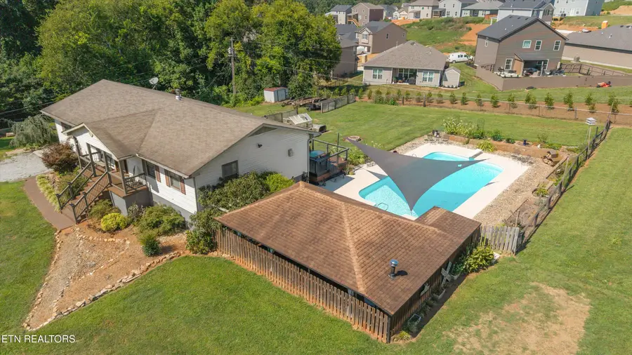 214 Old Clover Hill Rd, Maryville, TN 37803 - #2