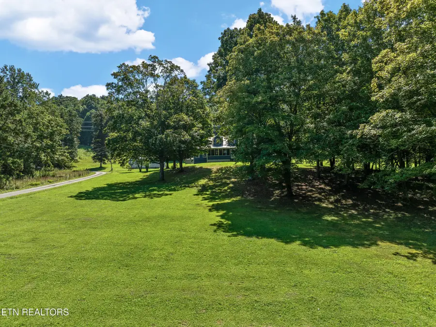 110 Halcomb Drive, Kingston, TN 37763 - #3