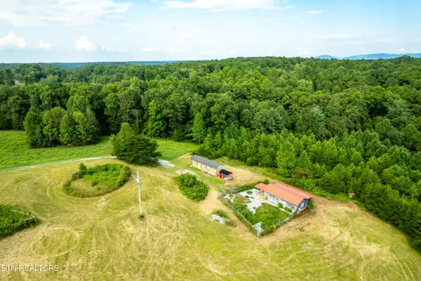 346 Christenson Rd, Deer Lodge, TN 37726