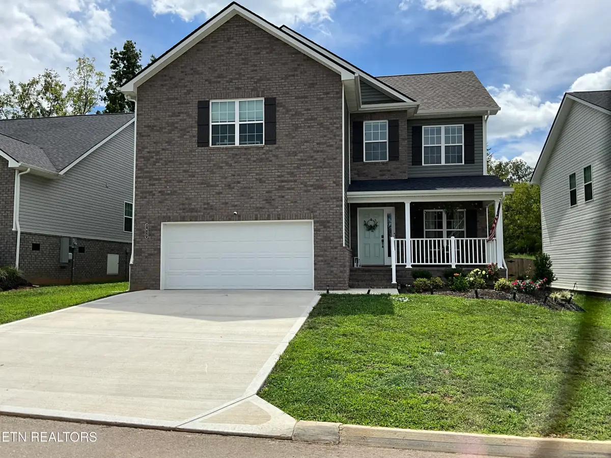 7613 Honey Oaks Rd, Corryton, TN 37721 - #1