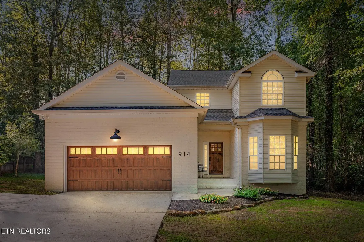 914 Olsen Ave, Signal Mountain, TN 37377 - #1