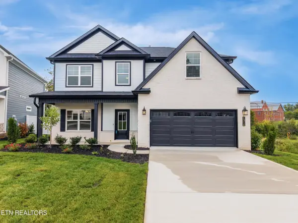 1314 Fort Craig Tr, Maryville, TN 37803