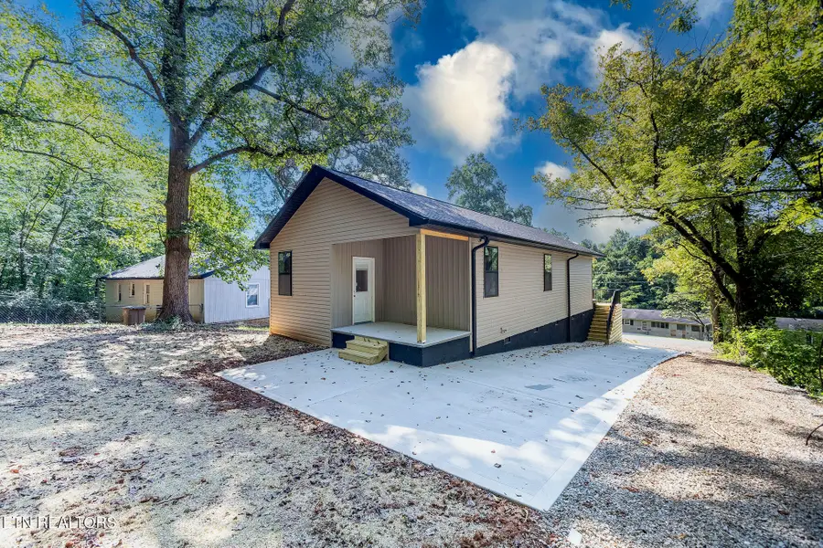 914 Beaman Lake Rd, Knoxville, TN 37914 - #2