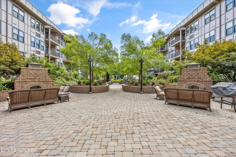 445 W Blount Ave #428, Knoxville, TN 37920 - #3