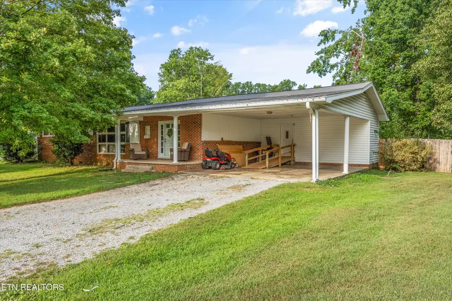 520 Mill St, Madisonville, TN 37354 - #2