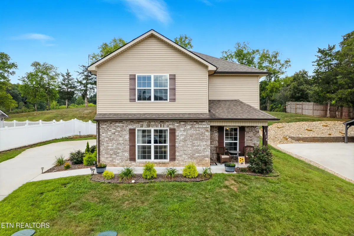 1516 Griffitts Blvd, Maryville, TN 37803 - #1