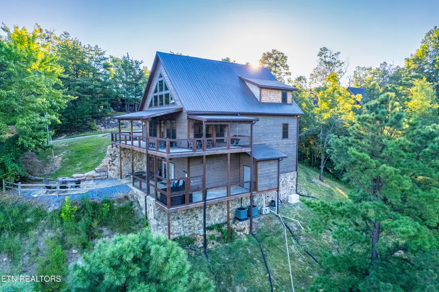 2446 Misty Shadows Drive, Sevierville, TN 37862 - #2