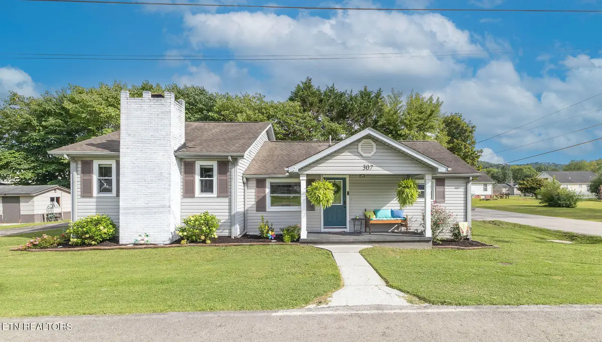 307 Glendale Ave, Clinton, TN 37716 - #1