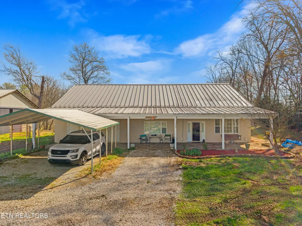 693 Little Dogwood Rd, Kingston, TN 37763 - #1