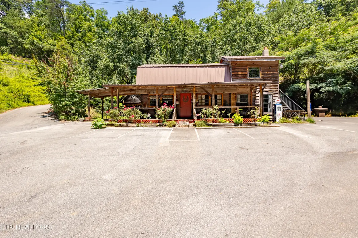 1239 Wears Valley Parcel 086 009.06 Rd, Townsend, TN 37882 - #1