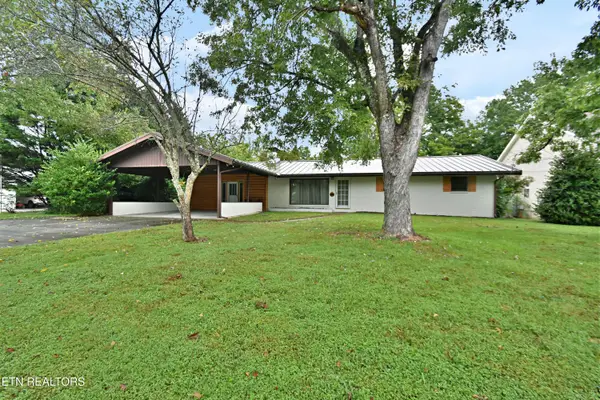 2639 High Valley Drive, Pigeon Forge, TN 37863