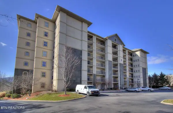 124 Plaza Drive #1102, Pigeon Forge, TN 37863