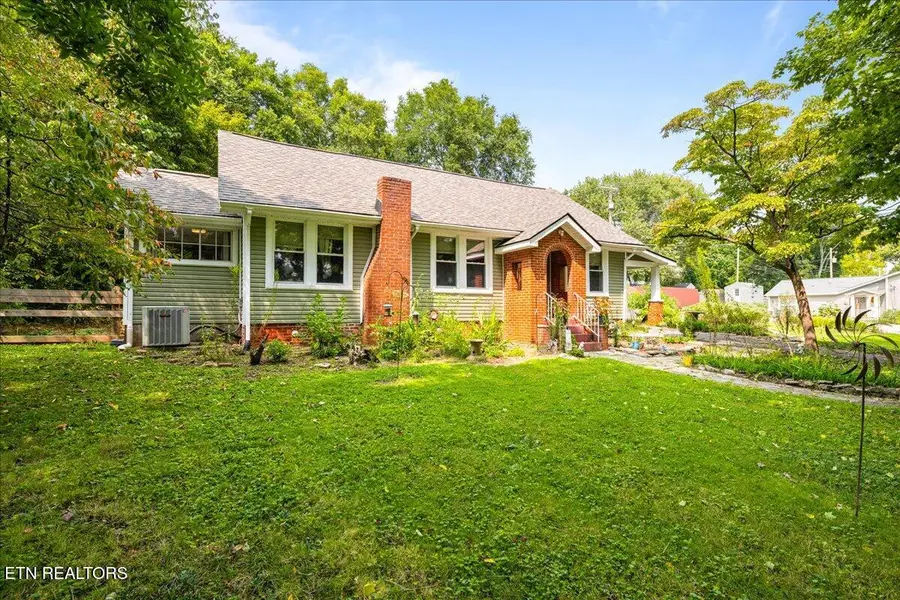 703 Midlake Drive, Knoxville, TN 37918 - #2