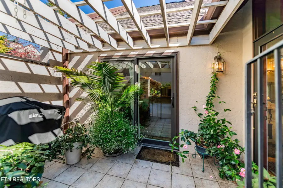 1282 Burgandy Place, Knoxville, TN 37919 - #2