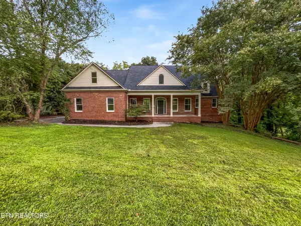 42 Palisades Pkwy, Oak Ridge, TN 37830