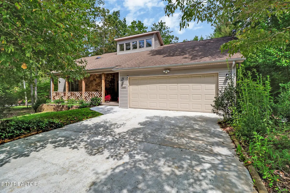 124 Trafalgar Drive, Crossville, TN 38558 - #1