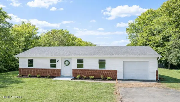 2117 Old Niles Ferry Rd, Maryville, TN 37803