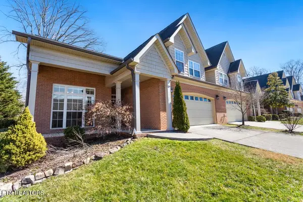 5082 Dovewood Way, Knoxville, TN 37918