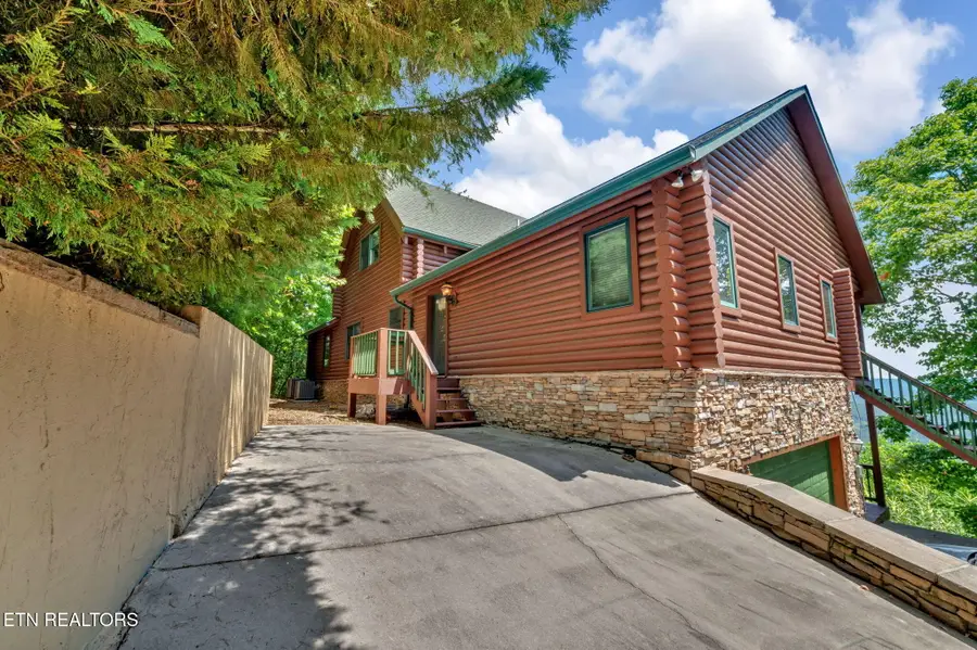 507 Clinch View Rd, New Tazewell, TN 37825 - #2