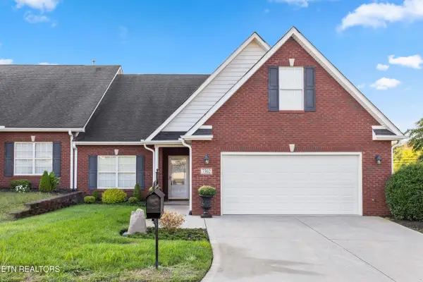 7302 Napa Valley Way, Knoxville, TN 37931