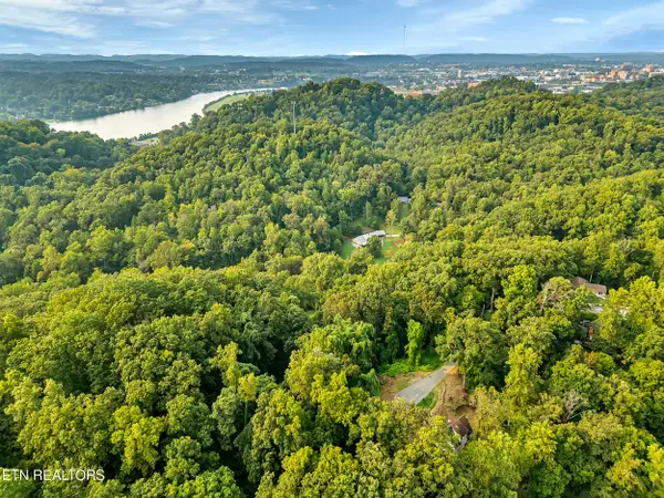 2305 Tomasse Drive, Knoxville, TN 37920