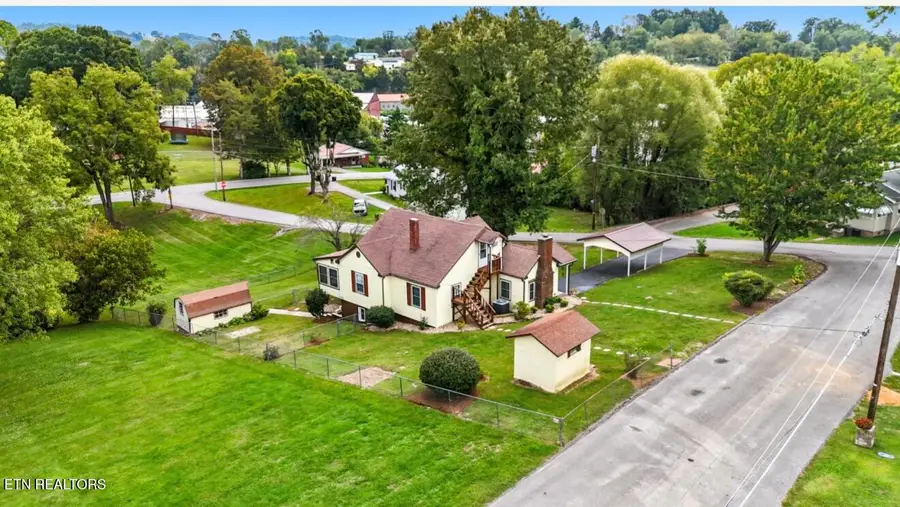 308 Mimosa St, Tazewell, TN 37879 - #3