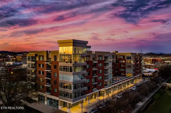 333 W Depot Ave #617, Knoxville, TN 37917