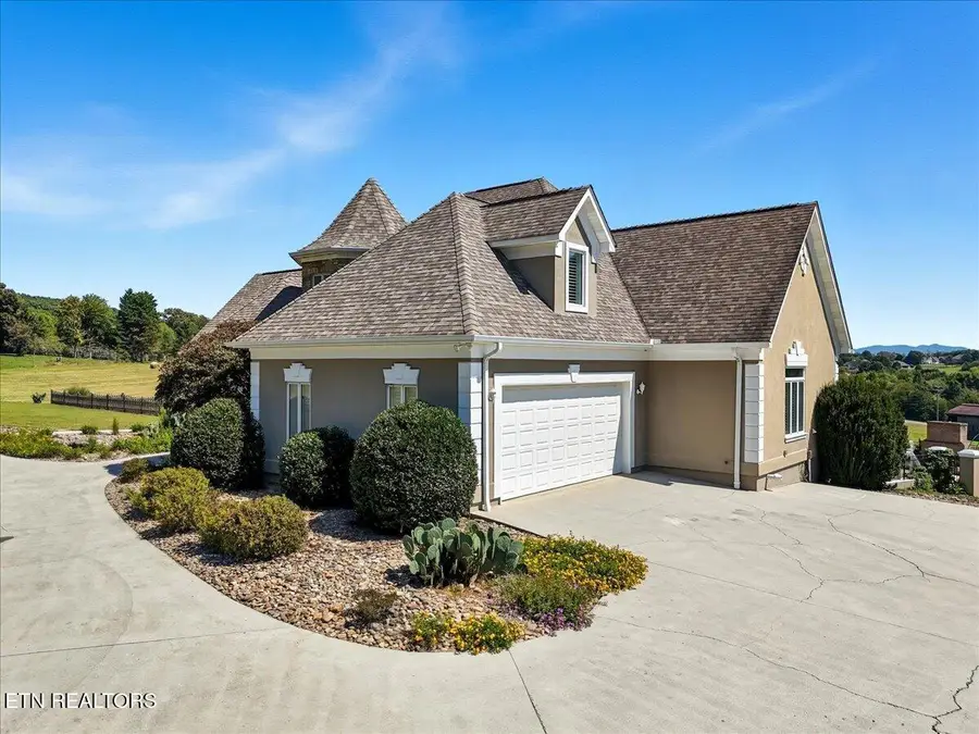 527 Mountain View Drive, Vonore, TN 37885 - #3