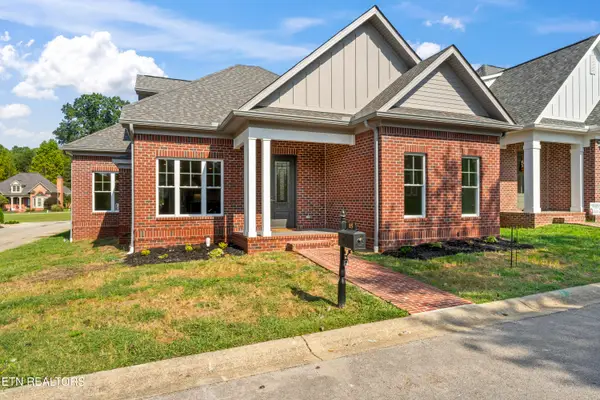 85 Royal Troon Circle, Oak Ridge, TN 37830