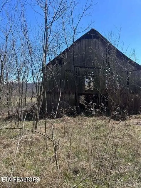 1094 Parkey Hollow Rd, Sneedville, TN 37869 - #3
