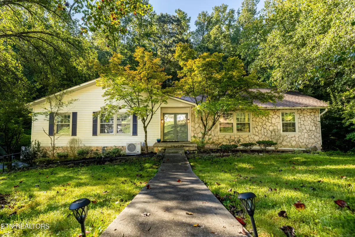 233 Gum Hollow Rd, Oak Ridge, TN 37830 - #1