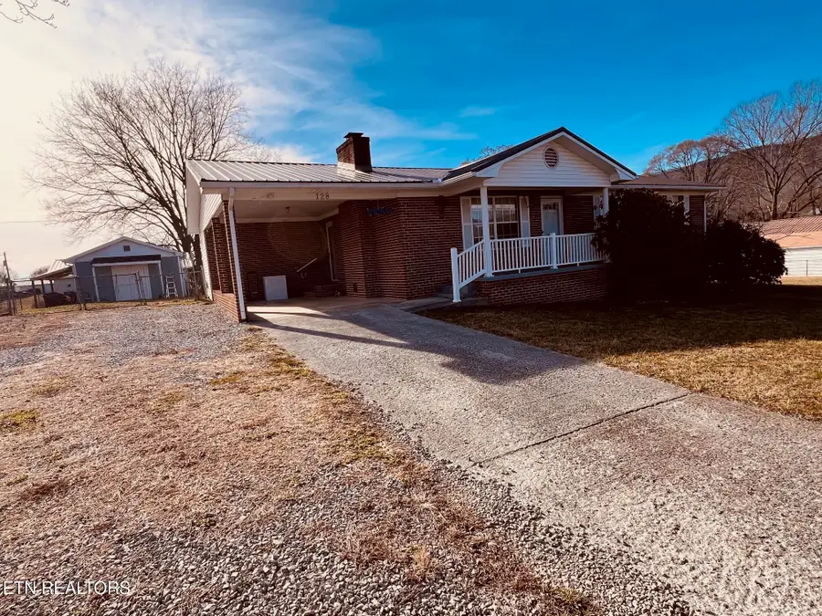 128 Chapman Crest Drive, Lafollette, TN 37766 - #2