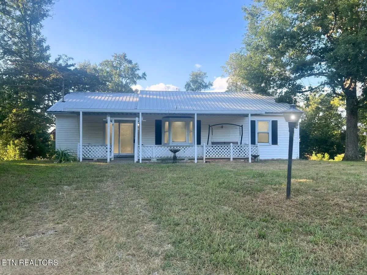 6444 S Old Smithville Hwy, Sparta, TN 38583 - #1